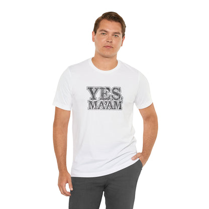 T-Shirt Yes Ma'am! Alpha Female Military Nerd T-Shirt | Distressed Command Tees for Army Families