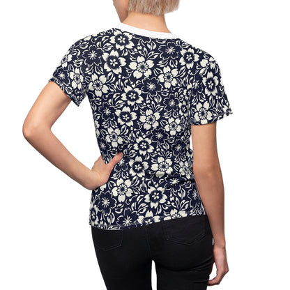 T-Shirt All-Over-Pattern Crew neck Made in USA Regular fit Short Sleeve T-shirts Women's Clothing