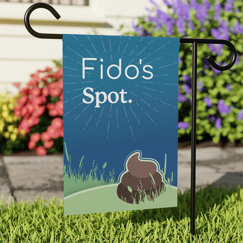 Custom pet name garden flag – Fido’s Spot funny poop sign | hero shot